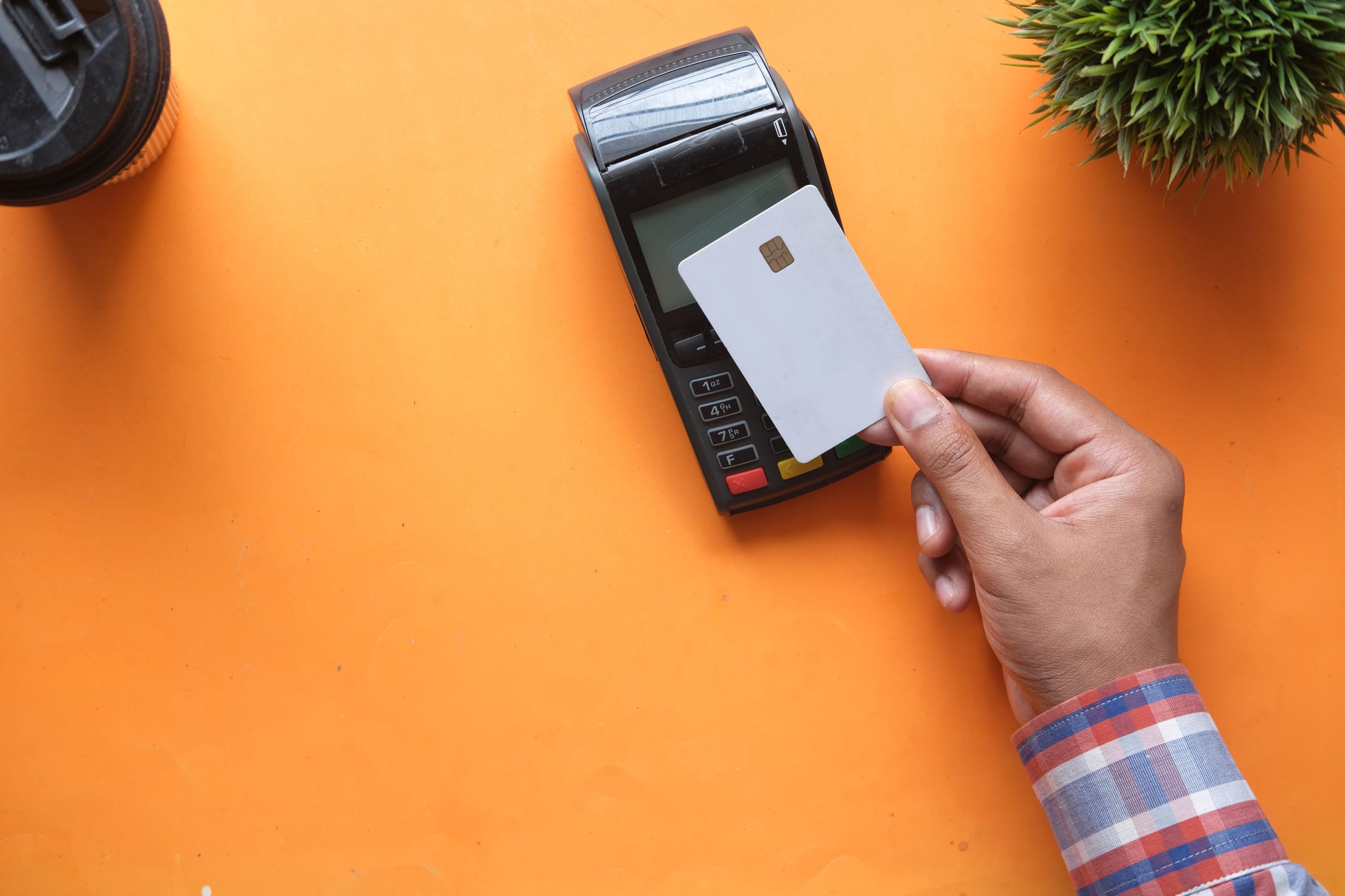 allanamiento mala fe tarjeta revolving CaixaBank